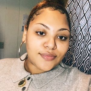 Meet your Posher, Sylvia